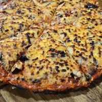 Vegan mediterranean Pizza- very yummy and a very generous layer of toppings at Greenzilla in St Kilda