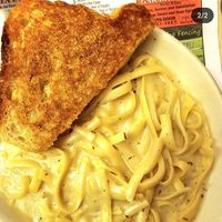 Alfredo and garlic bread at Old Hamlin Restaurant in Ludington