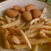 Nuggets vegan at Inova Beach in Azurara