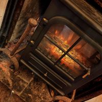 fireplace at Mimosa in Poitiers