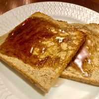 Toast with maple syrup  at Makan Restaurant in Dubai