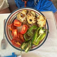 Veggie plate   at Pupusas y Más Carolina in El Zonte