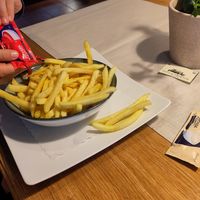 Pommes 4.80 Euro at Restaurant Jägerhof in Uhldingen-muehlhofen