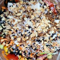 😋 at ALOHA Poke Bowls & Juice Bar in Heredia