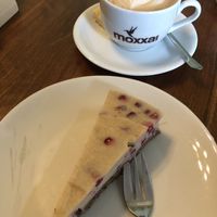 Raw pomegranate cake  at Cafe Hibiskus in Cologne