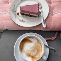 Raw raspberries cake  at Cafe Hibiskus in Cologne