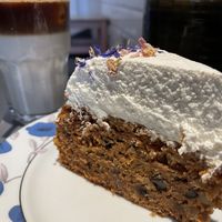 Carrot cake, sooo delicious 🥹❤️  at Cafe Rotkehlchen - Venloer Str in Cologne