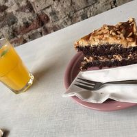 Erdnusstorte und Limo at Cafe Rotkehlchen - Venloer Str in Cologne