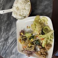   at Hóng Shàn SùShí 弘善素食 in Guangzhou