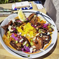 vegan curry with seitan at Esplanada Dark in Pico