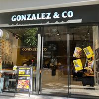 Entrance at Gonzalez & Co Les Corts in Barcelona