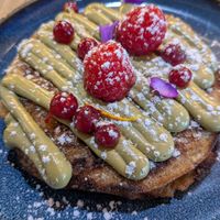 Vegan pancakes with pistachio cream at La Cultural Brunch Vigo  in Vigo
