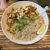 Tofu Thai bowl at LYFE Kitchen - River North in Chicago