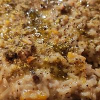 Risotto con calabaza y coronado con virutas de cacahuetes at Doxa in Madrid