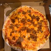 Voner pizza at La Mardino's in Helsinki