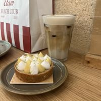   at Land & Monkeys in Bordeaux