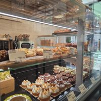 Pâtisseries at Land & Monkeys in Bordeaux