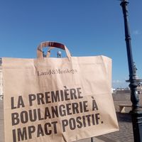 Take away at Land & Monkeys in Bordeaux