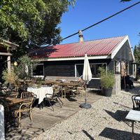 terras  at OASE Schellinkhout in Schellinkhout