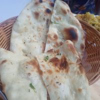 Vegan garlic naan at CHASKAA in Hamburg