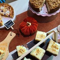 At Vegan Afairs, Brugge at Tout Zoet in Izegem