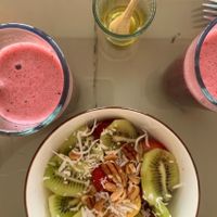 Fruit Bowl and Blueberry Smoothies at SMART BAR PARACAS in Paracas