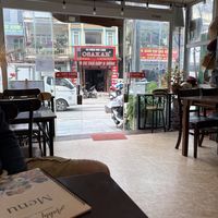 Inside looking out  at Anhly vegan in Sapa