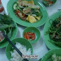 Mock meat feast, fake pork with cucumbers, pineapple, morning glory and mushrooms... Not too sweet, quite healthy for Saigon at Dinh Y in Ho Chi Minh City