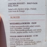 Menu - hambúrguer vegetariano at Hot Oven in Vila Nova De Milfontes