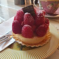Raspberry cake at Isabella Glutenfreie Pâtisserie - Alter Wall in Hamburg