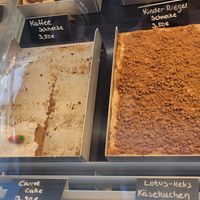 Vegane Kuchen (außer Kinderriegel) at Flying Donuts in Saarbrucken