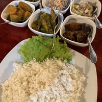 This foto is missing 1 more Curry  at Ceylon Excel in Tangalle