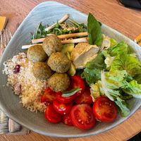Falafel bowl  at SPRESSO Caffébar Cucina - Ulm  in Ulm