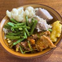 Mixed veggies over rice and millet at Yirantang Vegetarian Restaurant - Siheyuan Branch - 壹然堂素食馆 - 四合园店 in Qujing