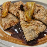 Oat pancakes at Bunch in Hiriketiya