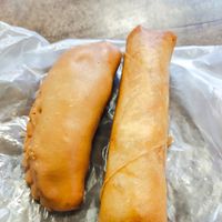 popiah and curry puff at Shu Vegetarian 典蔬 in Central Singapore