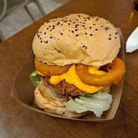 Cebola burger at Refugio Veg in Rio De Janeiro