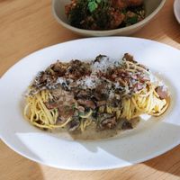 Spaghetti with mushroom cream sauce at MitBord in Seoul
