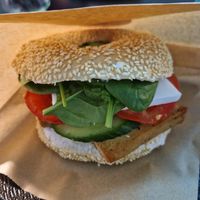 Bagel at GegenVind Café in Hamburg