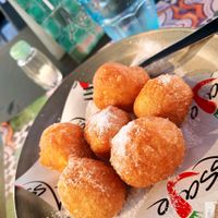 Vegan dessert improvises with pizza bowl and suggar at Assaje - Navigli in Milan