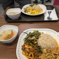 Rice with curry and 3 other veggies by choice at Sawasdee Vegetarian in Bangkok