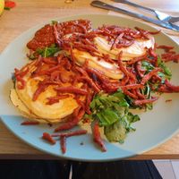 Pancakes with bacon and rocket at Oats & Coffee in Stralsund