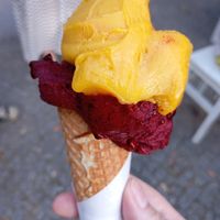 "Blaubeer Sorbet" und "Mango Sorbet" at Süsse Sünde in Berlin
