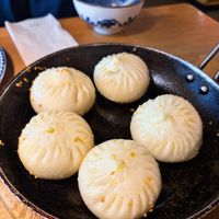 Sesame pan fried dumplings  at Qingchunli in Hangzhou