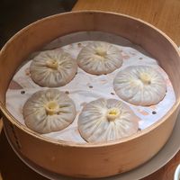Soup dumplings at Qingchunli in Hangzhou