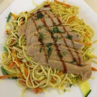 "chicken" with noodles at Loving Hut - Warynskiego in Warsaw