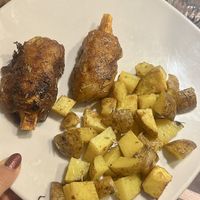 Non pollo con patate  at Arrecrià Bistrot in Naples
