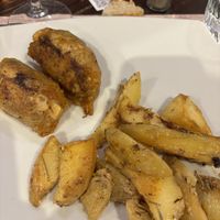 Non pollo e patate  at Arrecrià Bistrot in Naples