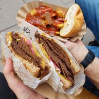 Pastrami + Curry Wurst at Die Vegane Fleischerei - Hamburg in Hamburg