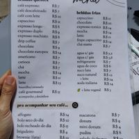 As bebidas com leite podem ser adicionadas com leite vegetal. at Espaço Café in Sao Paulo